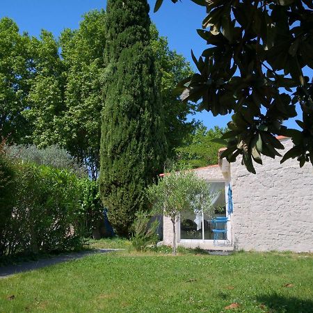 La Petite Maison De Lingling Mornas Bagian luar foto