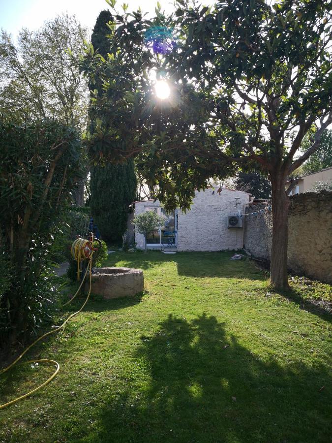 La Petite Maison De Lingling Mornas Bagian luar foto