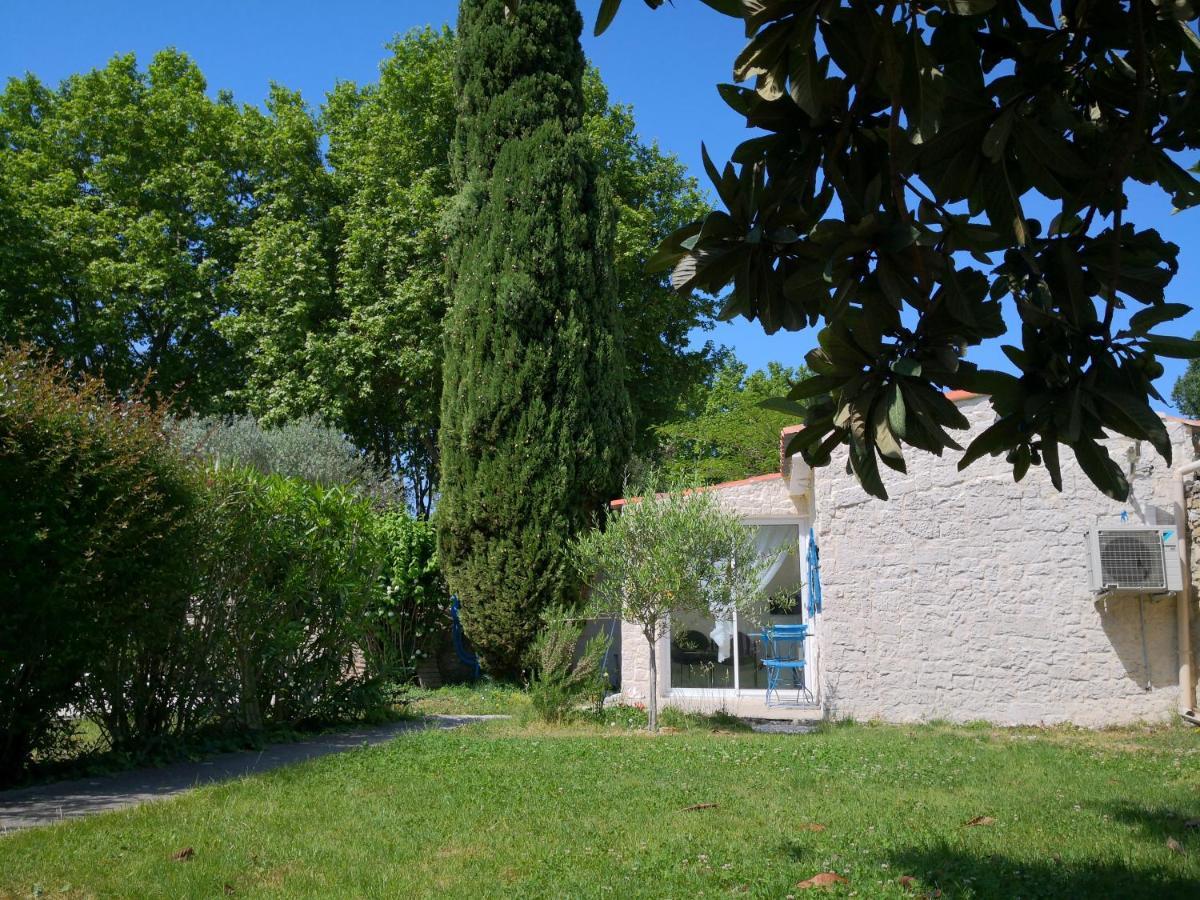 La Petite Maison De Lingling Mornas Bagian luar foto